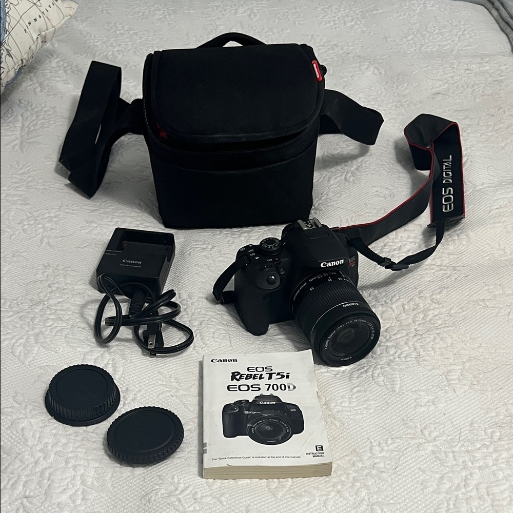Canon EOS 700D Rebel T5i Camera